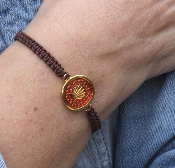 PULSERA CONCHA MACRAMÉ