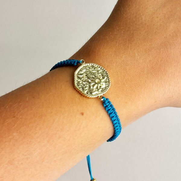 MEDALLA MACRAMÉ